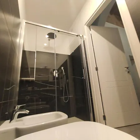 L'arco E Il Vico Nocleg ze śniadaniem Neapol