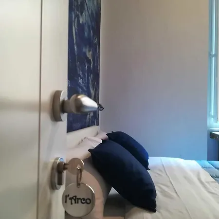 L'arco E Il Vico Panzió