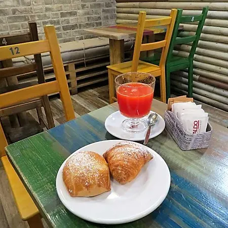 L'arco E Il Vico 4* Неаполь