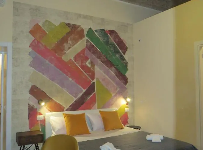 L'arco E Il Vico Неаполь