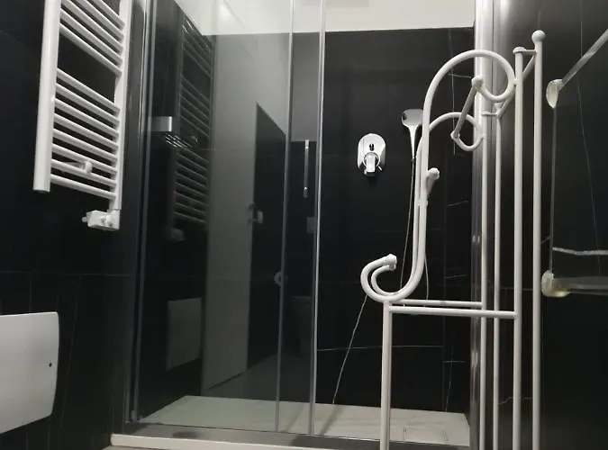 L'arco E Il Vico 4* Неаполь