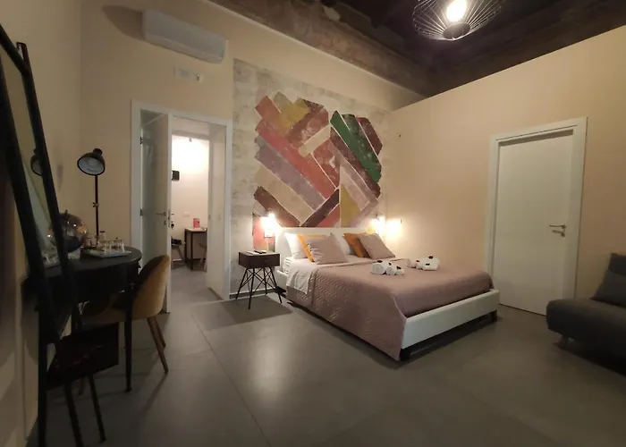 L'arco E Il Vico Неаполь