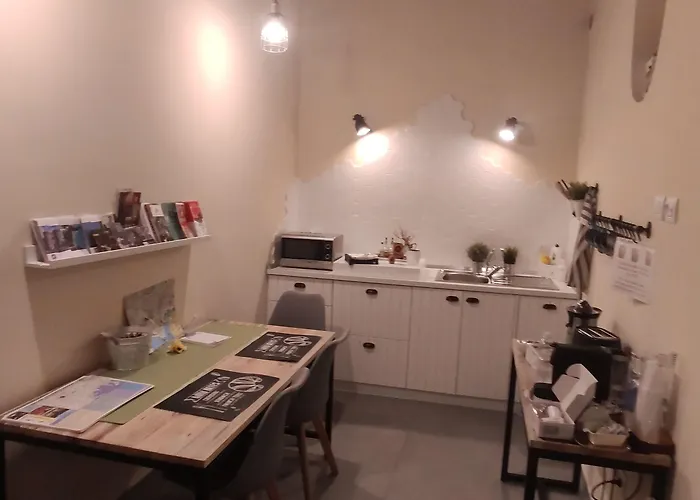 L'arco E Il Vico 4* Неаполь