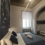 L'arco E Il Vico 4* Napoli